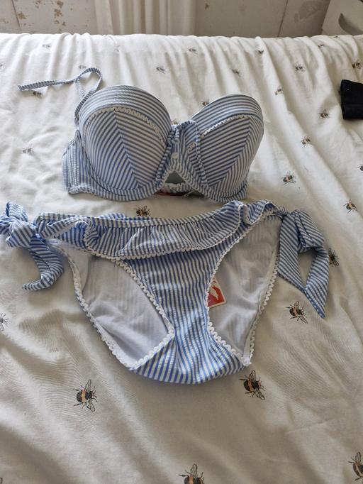 Buy & Sell Kingstanding Birmingham - Photos for ladies Debenhams baby blue striped bikini