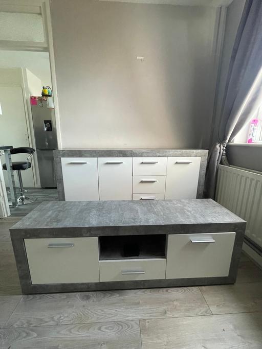Buy & Sell Manchester City Centre Manchester - Photos for Tv stand and unit RRP 650