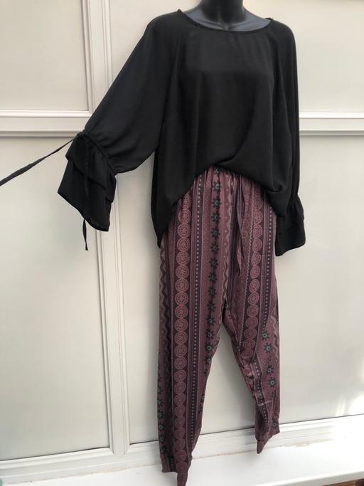 Buy & Sell Cradley Heath Sandwell - Photos for (Size 18) BLOUSE & TROUSERS