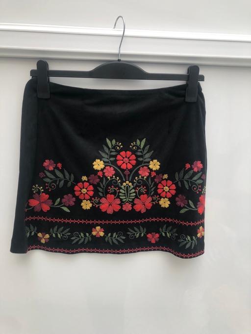 Buy & Sell Cradley Heath Sandwell - Photos for (Size 10) NEW LOOK SKIRT