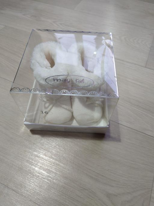 Buy & Sell Elston Newark and Sherwood - Photos for 0-3 month booties / shoes