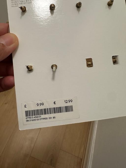 Buy & Sell Saint Helens Merseyside - Photos for EARRINGS