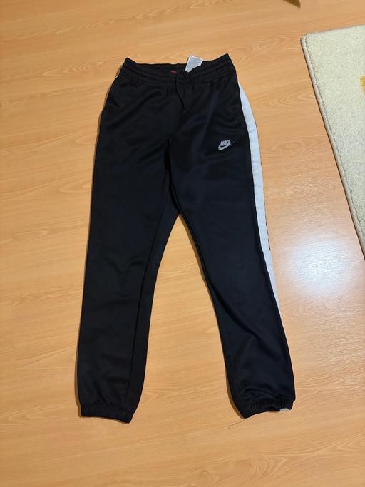Buy & Sell Finsbury Park North London - Photos for Nike joggers men black and white