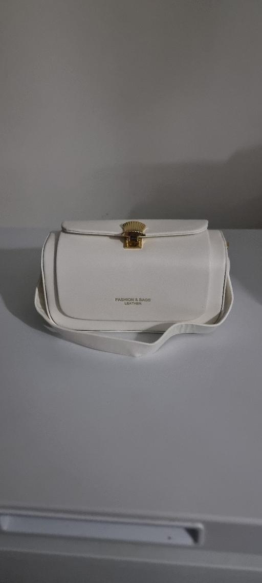 Buy & Sell Forestdale South East London - Photos for Women's Box-Shaped Crossbody Bag,