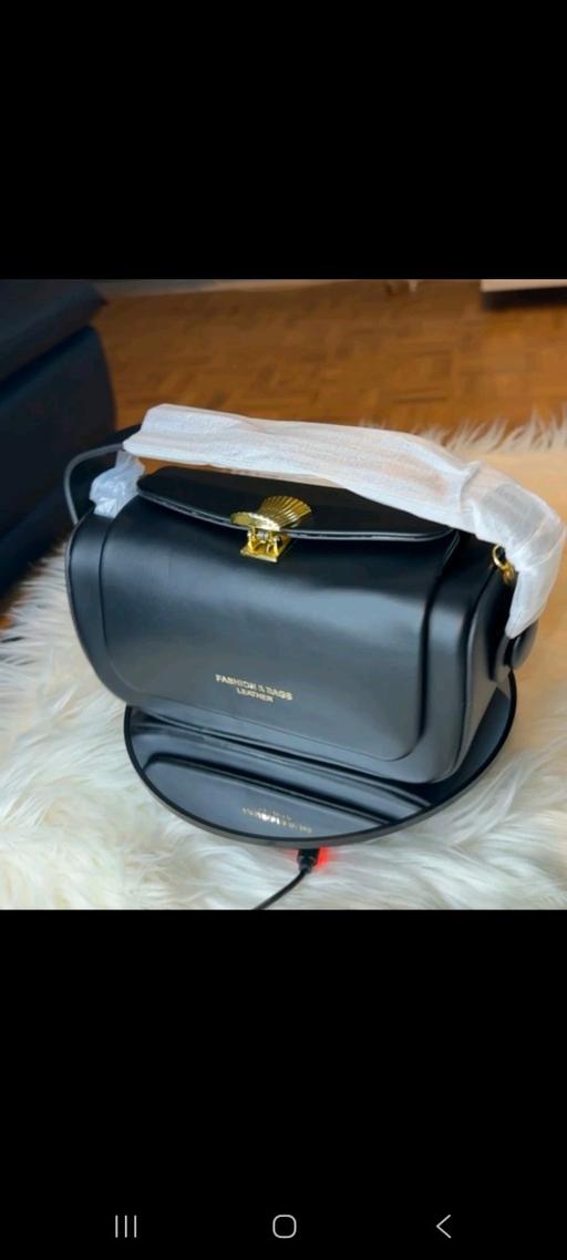 Buy & Sell Forestdale South East London - Photos for Women's Box-Shaped Crossbody Bag