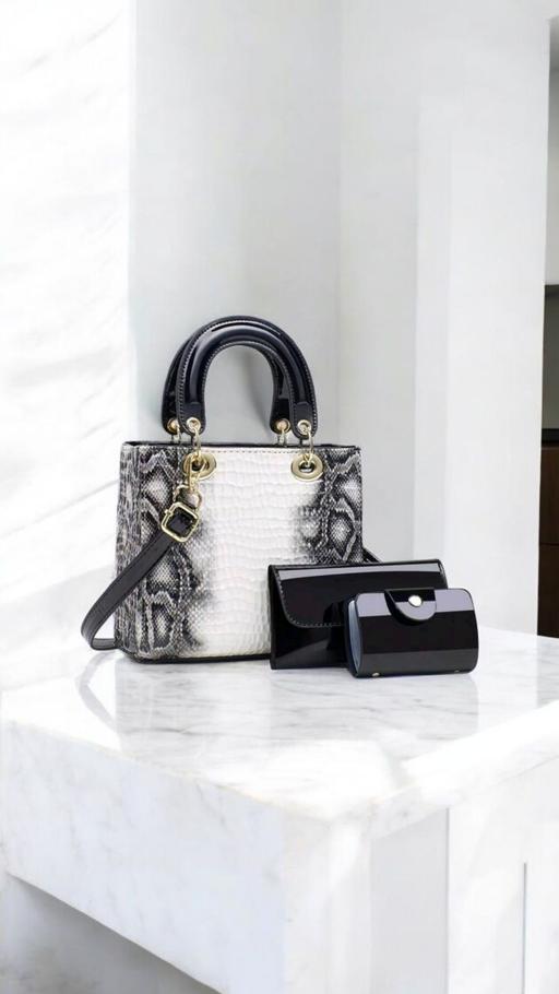 Buy & Sell Forestdale South East London - Photos for ElegantWomen'sCrocoile Textured * 4.95(100+)>