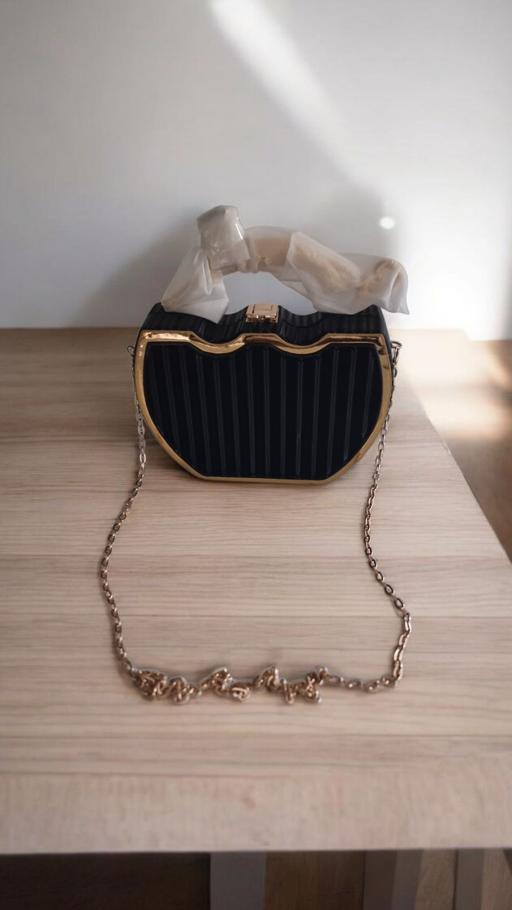 Buy & Sell Forestdale South East London - Photos for mini box bag chain strap for women