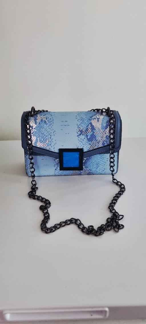 Buy & Sell Forestdale South East London - Photos for Snakeskin Embossed Square Bag Small Flap Chai