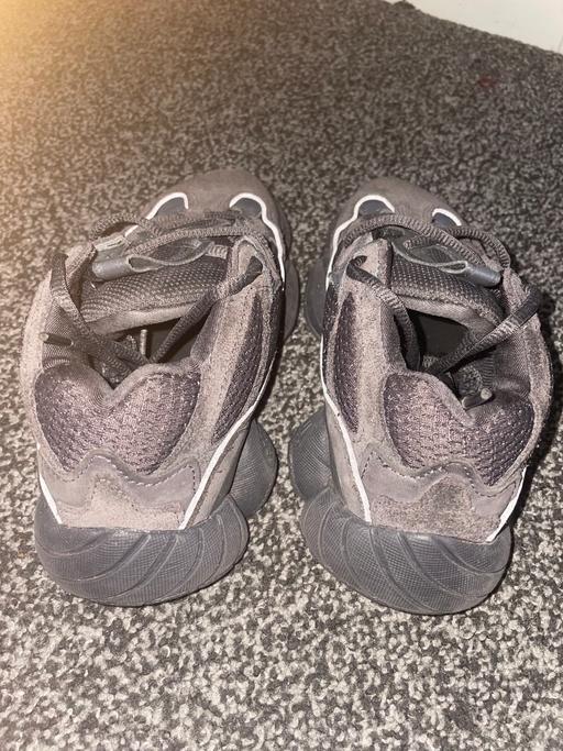 Buy & Sell Laindon Basildon - Photos for Yeezy boost 500 UK 4