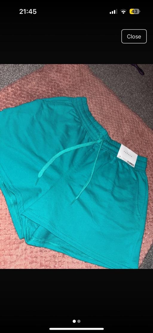 Buy & Sell Bentley Walsall - Photos for shorts (s)