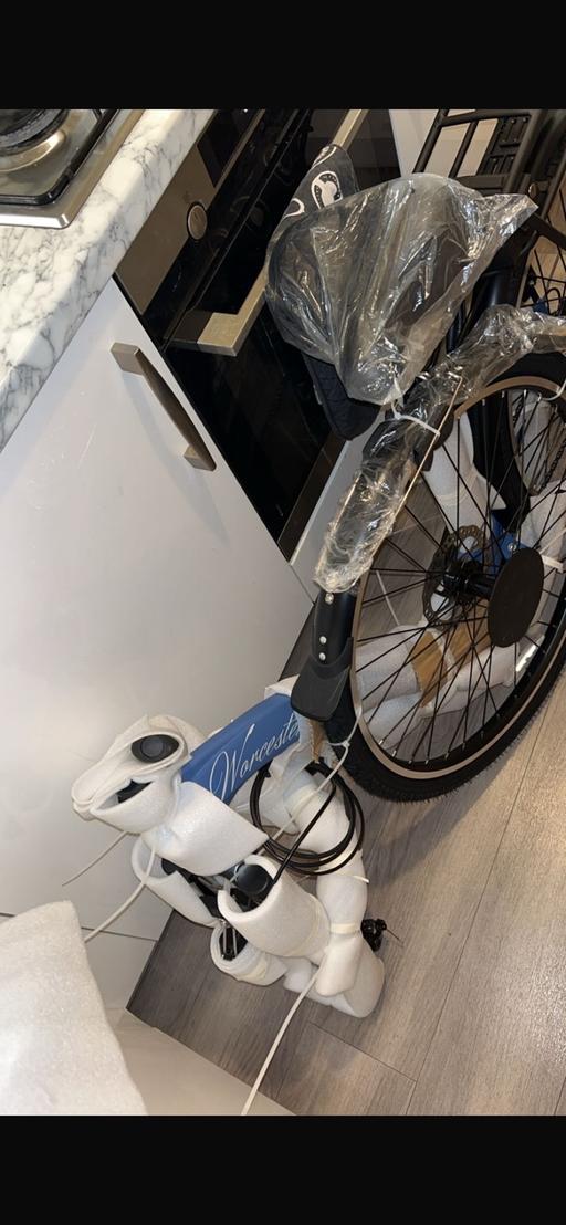 Vehicles Deritend Birmingham - Photos for Worcester step thru electric bike blue