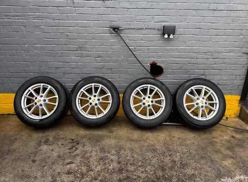 Vehicles Middleton Rochdale - Photos for Alloy wheels Porsche cayenne