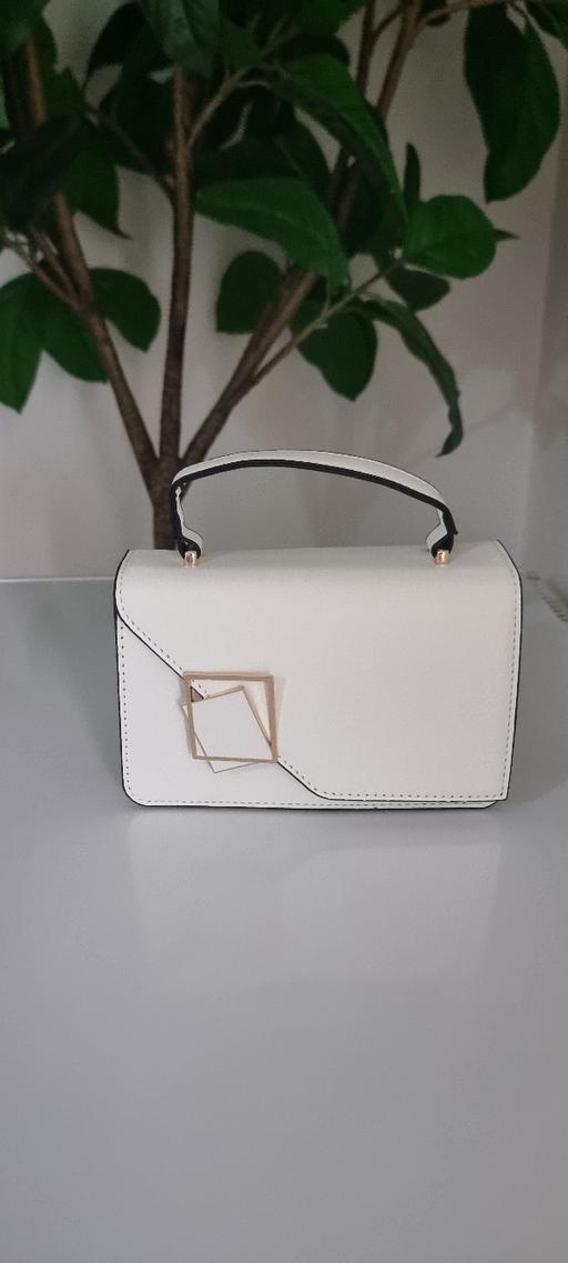 Buy & Sell Forestdale South East London - Photos for Mini Woven Chain Decor Flap Black