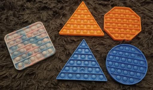 Buy & Sell Clayton West Kirklees - Photos for Shapes Pop It Fidget Toys Bundle
