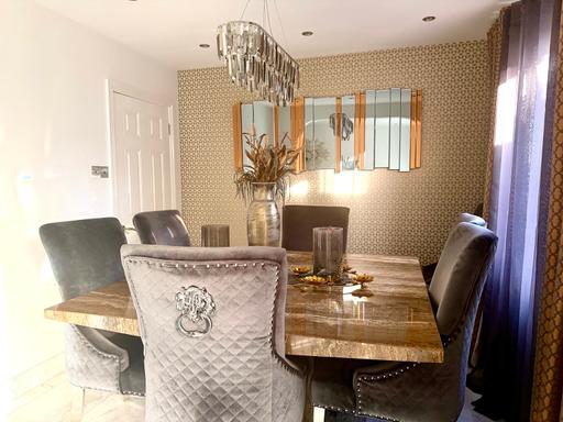 Buy & Sell Bracknell Bracknell Forest - Photos for Luxury Italian marble dining table