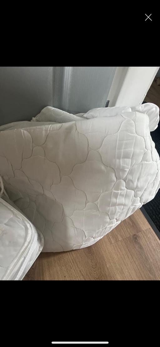 Buy & Sell Conisbrough Doncaster - Photos for Double mattress protector