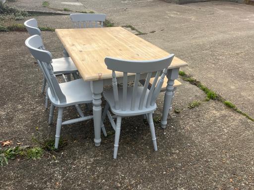 Buy & Sell Saint Dunstans Canterbury - Photos for Farmhouse table, 4 chairs and a bench
