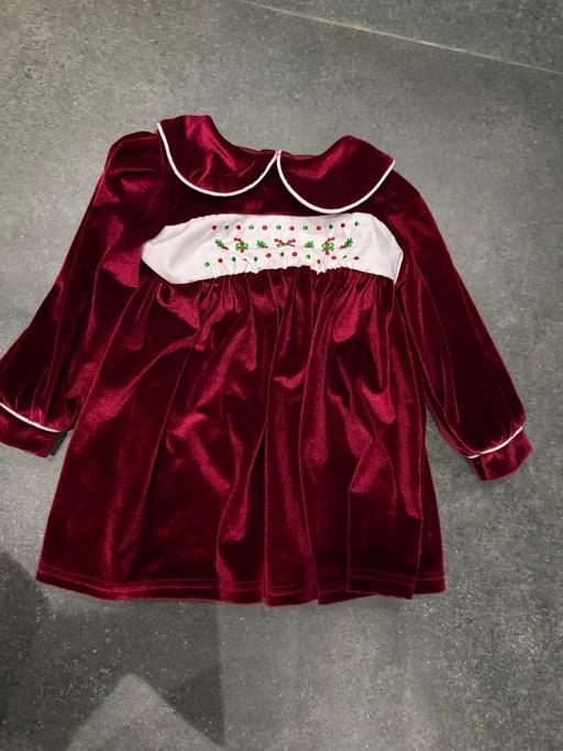 Buy & Sell Western Cross Dartford - Photos for Girls velvet Christmas dress