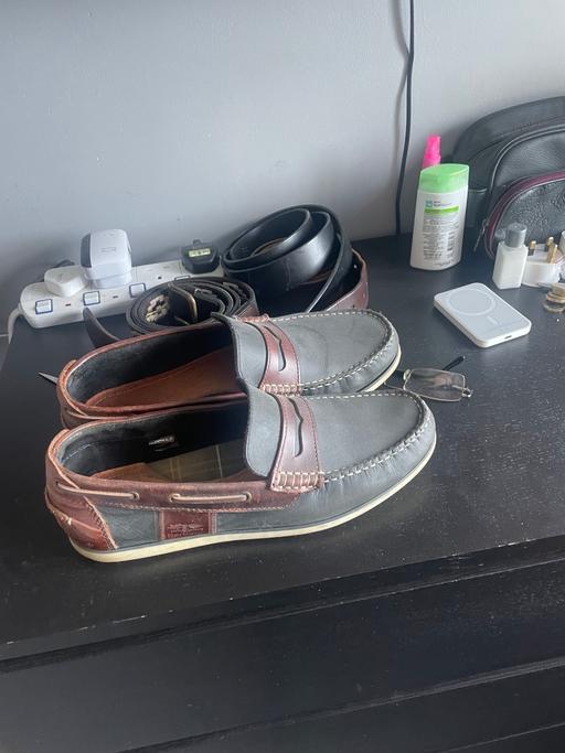 Buy & Sell Mitcham Merton - Photos for 4 pairs of used trainers,sandals,boots