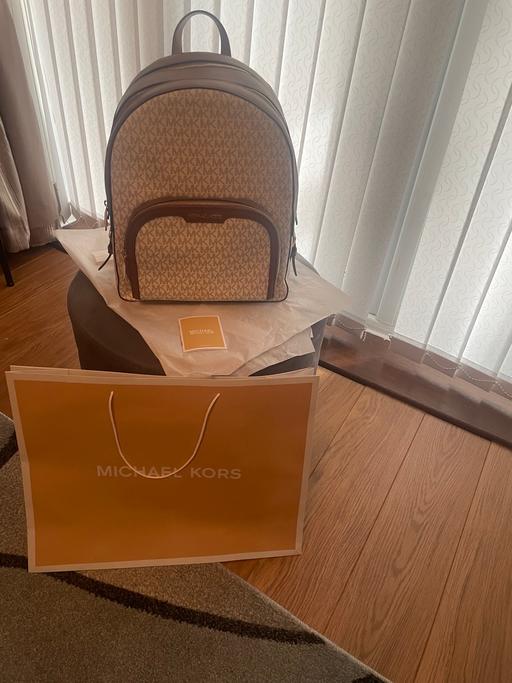 Buy & Sell Wallasey Wirral - Photos for Michael Kors bag