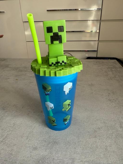 Buy & Sell Enfield Town Centre Enfield - Photos for Water bottle