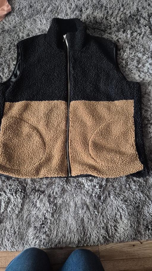 Buy & Sell Bentley Walsall - Photos for Boohoo men’s fleecy gillet (M)