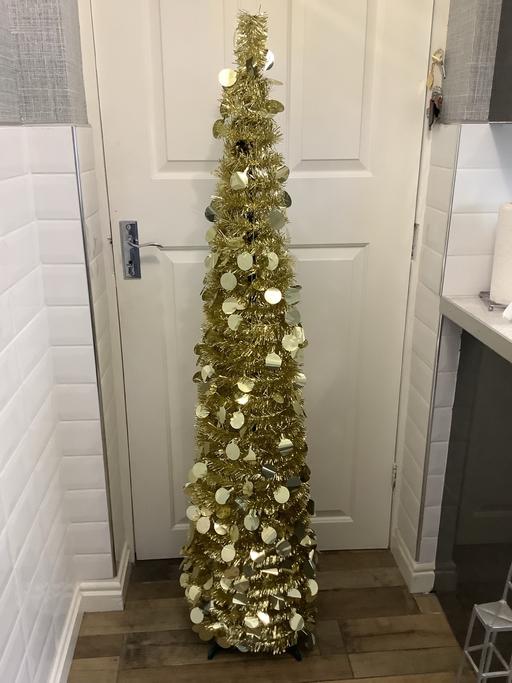 Buy & Sell Woodsetton Dudley - Photos for New- pop up tree