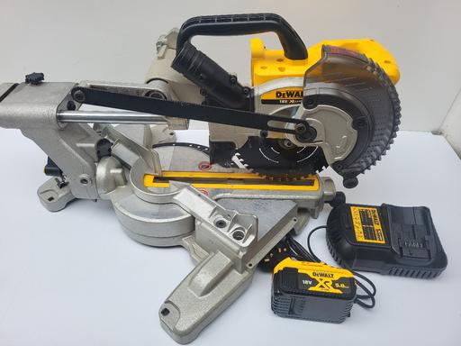Buy & Sell Yew Tree Estate Sandwell - Photos for DeWalt DCS365 18V XR 184mm Slide Mitre saw