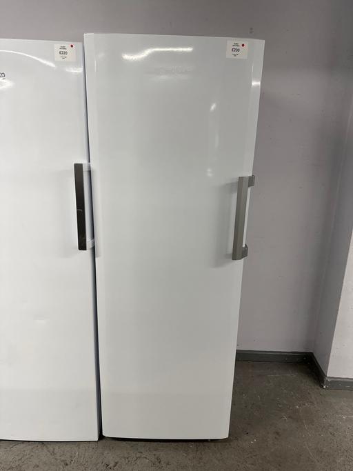 Buy & Sell Park Village Wolverhampton - Photos for BLOMBERG Tall Frost Free Freezer
