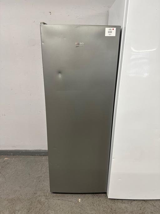 Buy & Sell Park Village Wolverhampton - Photos for Silver Beko Tall Frost Free Freezer