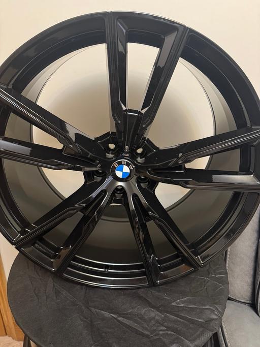 Vehicles Knowle Bristol - Photos for BMW x5 wheels
