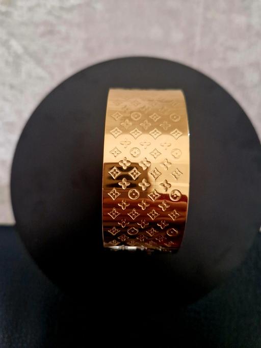 Buy & Sell Pitsea Basildon - Photos for bracelet stainless Goldtone