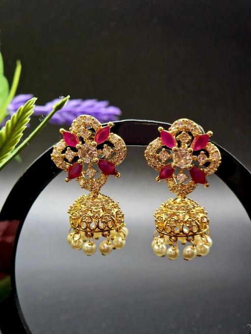 Buy & Sell Pitsea Basildon - Photos for women's earrings goldtone charm with pearls