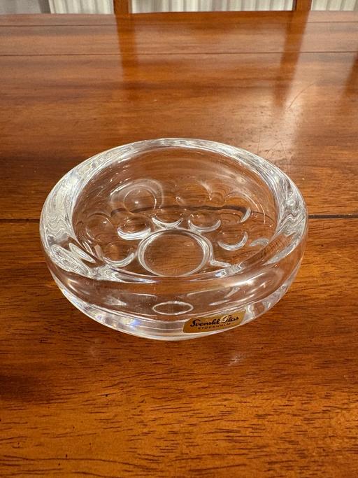 Buy & Sell East Malling Tonbridge and Malling - Photos for Svenkst glas ashtray