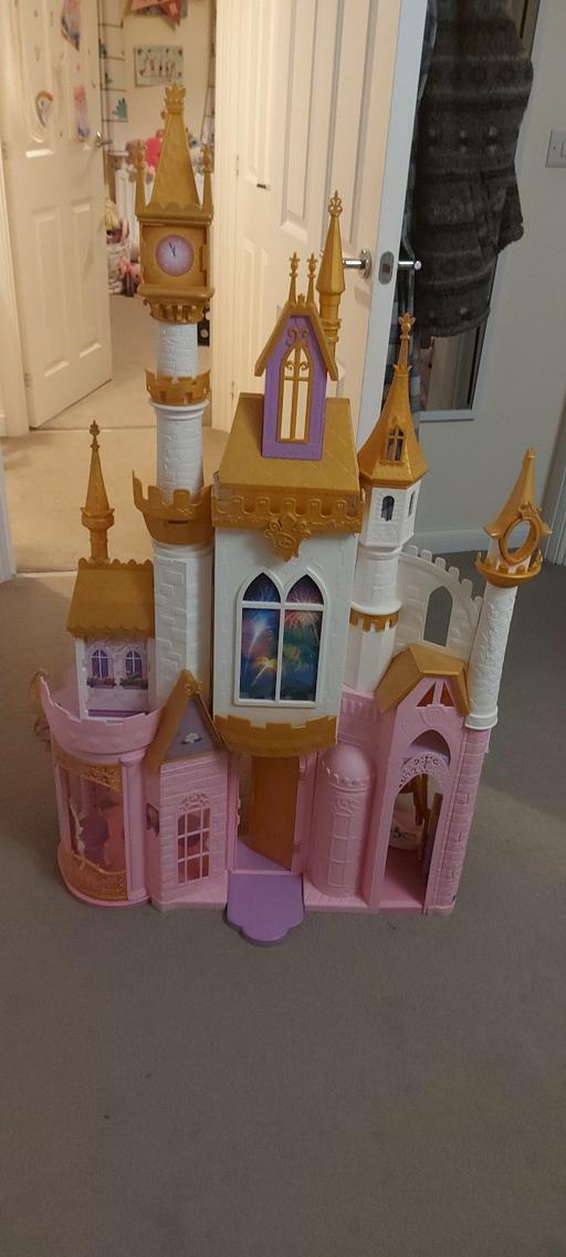 Buy & Sell Soham East Cambridgeshire - Photos for Disney ultimate celebration castle