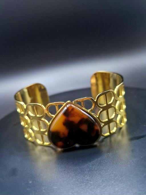 Buy & Sell Pitsea Basildon - Photos for women's bracelet with heartshaped pearl