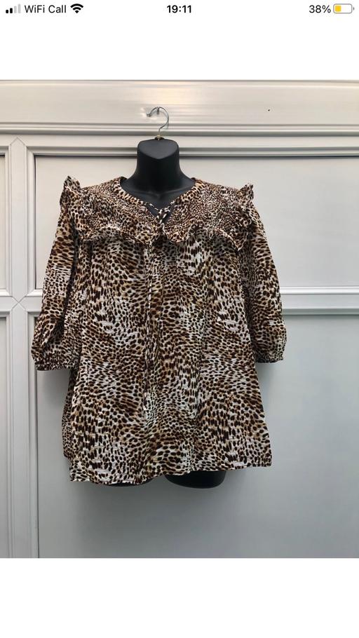 Buy & Sell Cradley Heath Sandwell - Photos for (Size 18) BLOUSE