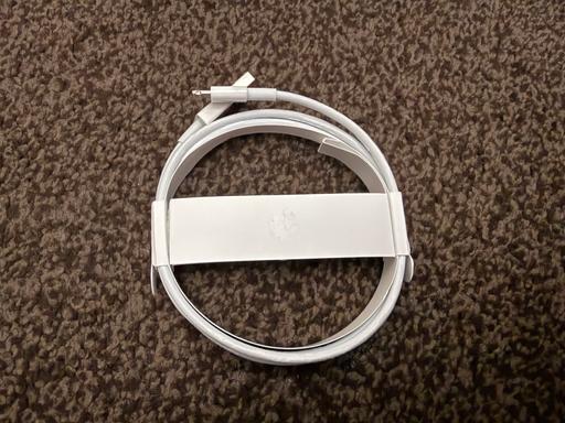 Buy & Sell Blackburn Blackburn with Darwen - Photos for Original Apple cable