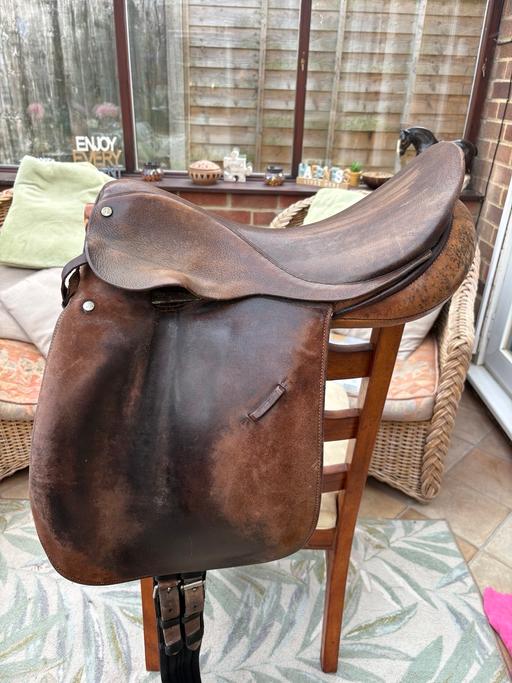 Buy & Sell East Malling Tonbridge and Malling - Photos for Saddle and stirrups