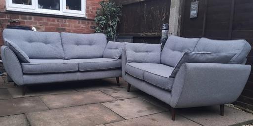 Buy & Sell Bushbury Wolverhampton - Photos for Grey DFS Sofas 3 seater + 2 seater