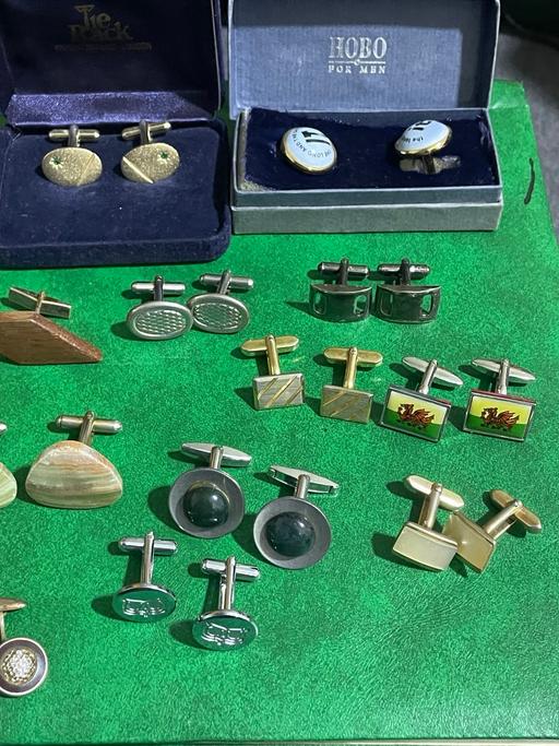 Buy & Sell Enfield Wash Enfield - Photos for Cufflinks job lots