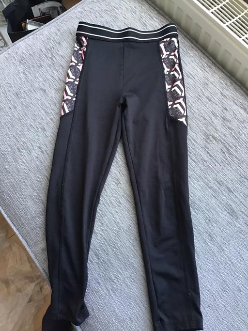 Buy & Sell Cross Green Leeds - Photos for River island girls joggers age 7/8