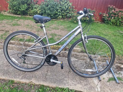 Buy & Sell Stockley Park Hillingdon - Photos for LADIES RICHMOND BIKE BICYCLE