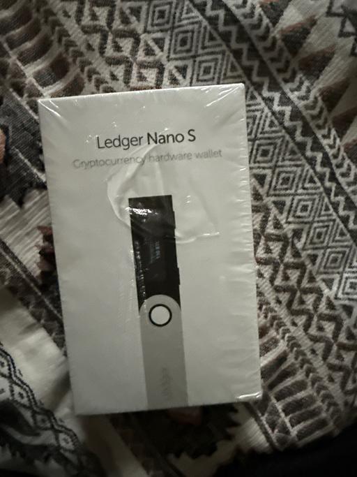 Buy & Sell Dagenham Barking and Dagenham - Photos for Ledger Nano S (Cryptocurrency Hardware Wallet