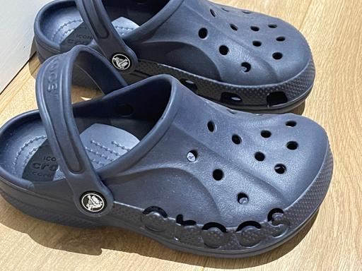 Buy & Sell Waltham Forest East London - Photos for Navy Crocs (size 4)