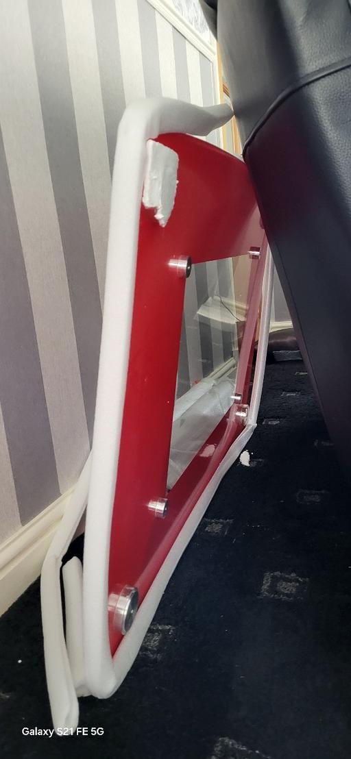 Buy & Sell Bloxwich Walsall - Photos for TABLE BRAND NEW FLAT PACK CAN DELIVER LOCAL