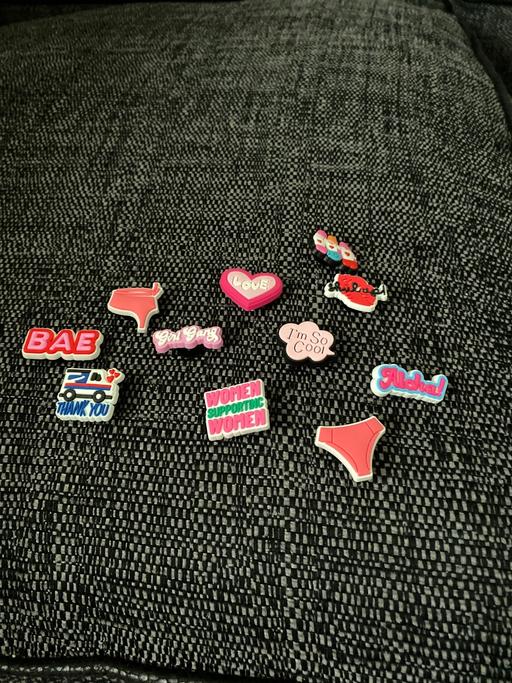 Buy & Sell Lanesfield Wolverhampton - Photos for Croc charms 25p each mix match