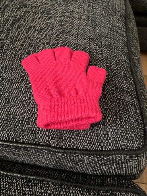 Buy & Sell Ettingshall Wolverhampton - Photos for Kids finger less gloves