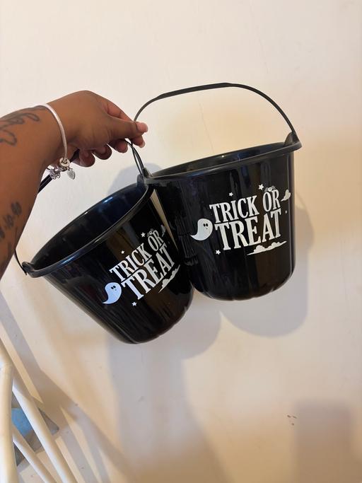 Buy & Sell Notting Hill West London - Photos for Trick or treat buckets