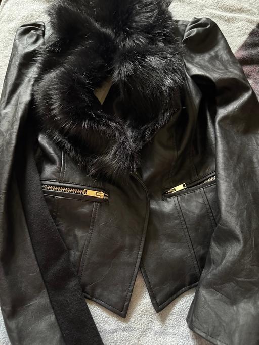 Buy & Sell Slough Town Centre Slough - Photos for River island jacket